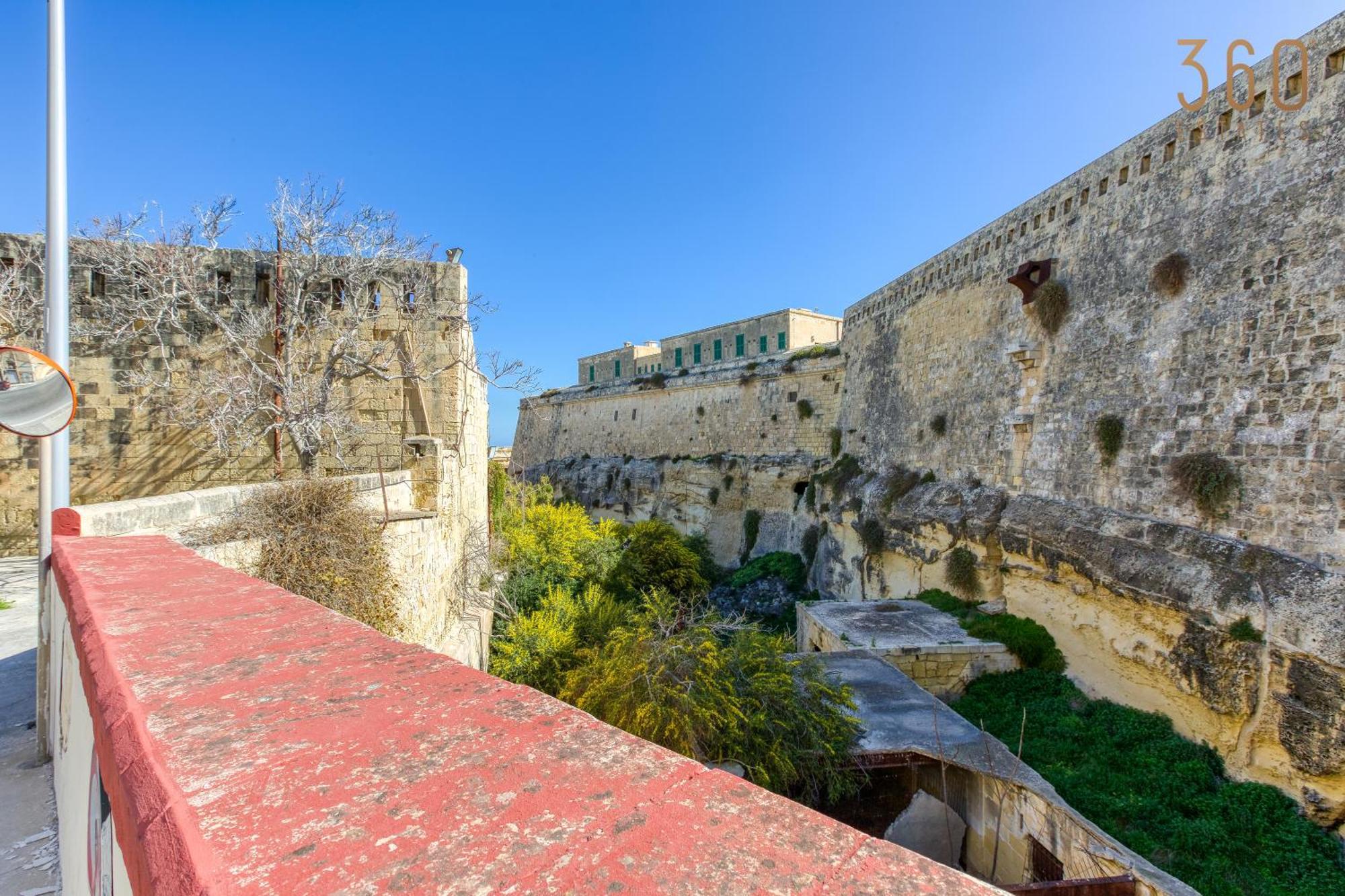 Charming Home With Sea Views & Maltese Balcony By 360 Estates Βαλέτα Εξωτερικό φωτογραφία
